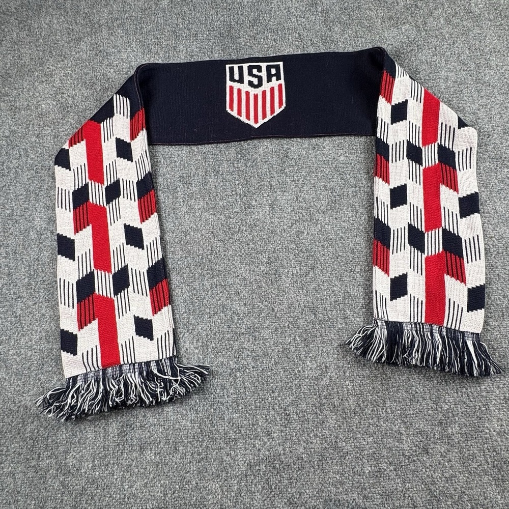 U.S. Soccer Insider Scarf 2019 USA Soccer‎ Knit Fringe Red White Blue Fan Gear